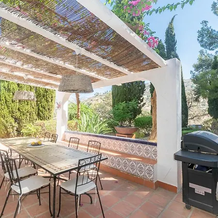 Casa Chatsee Villa *