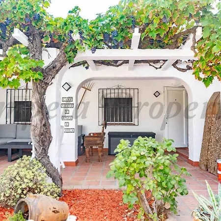 Casa Chatsee Villa *